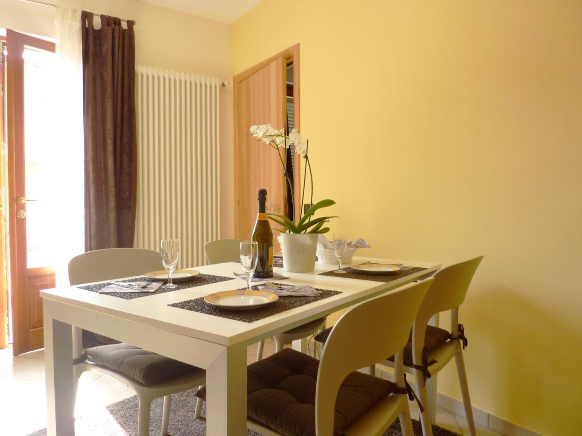 Ferienwohnung Gallo Mit Ueberdachter Terrasse Parkplatz 100 Mtr Z Strand Cannobio Exterior photo